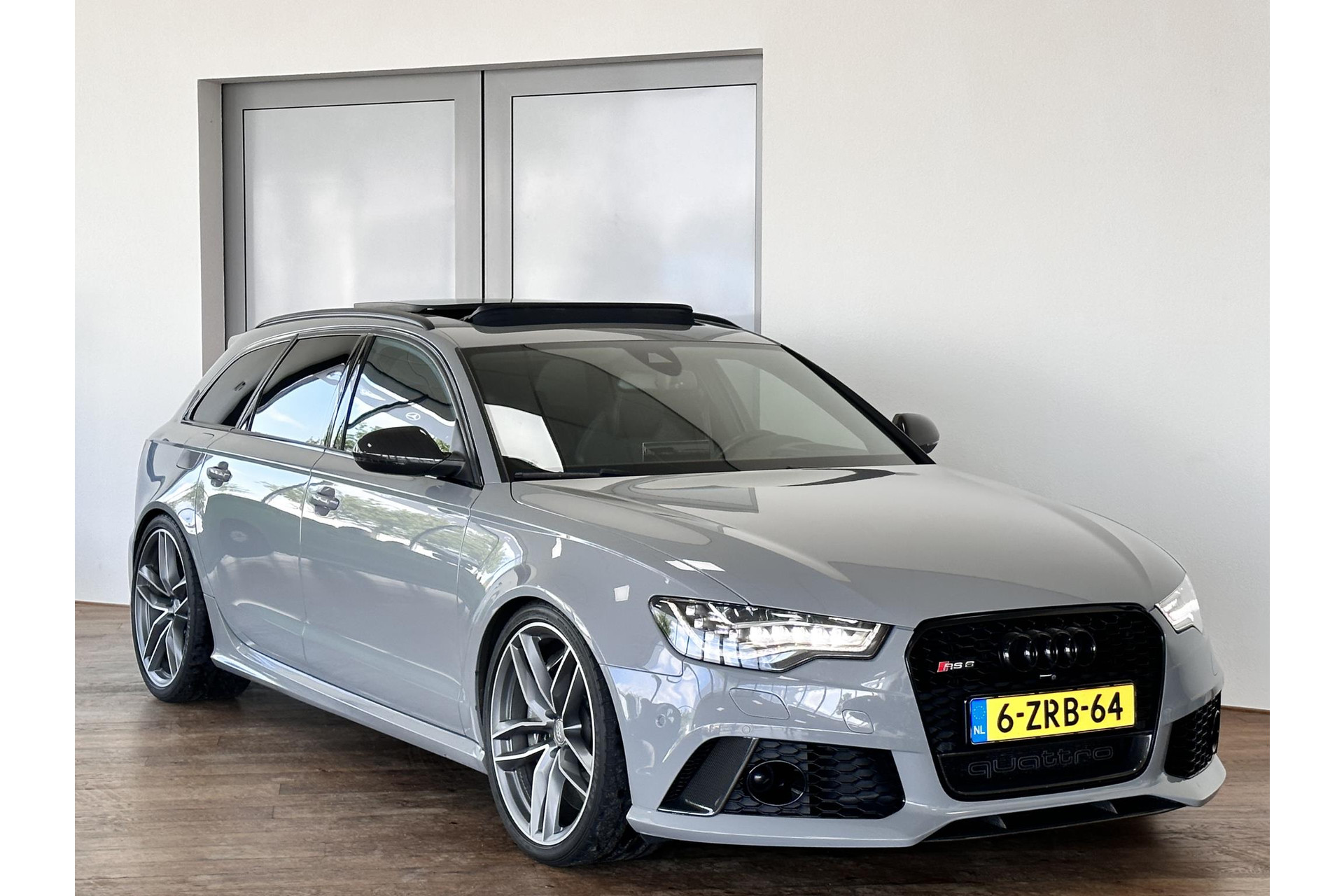 Audi RS6 *2xCARBON*KUIPST*SOFTCL.*CAPRISTO*CERAMIC*HUD*ACC*